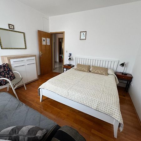 Apartments Duda Pula Bilik gambar