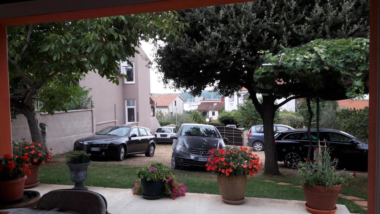 Apartments Duda Pula Luaran gambar