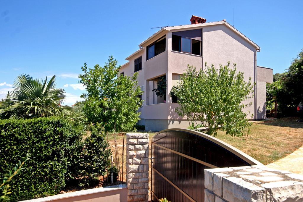 Apartments Duda Pula Luaran gambar