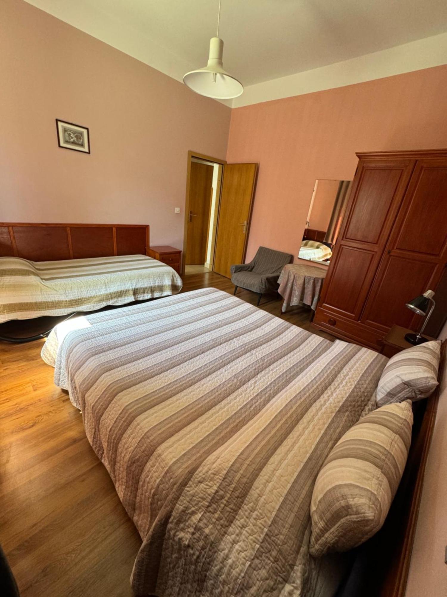 Apartments Duda Pula Bilik gambar